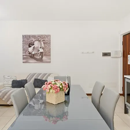 Apartamento La Promenade - Regarda Travel