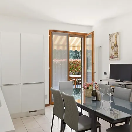 Apartamento La Promenade - Regarda Travel Lazise